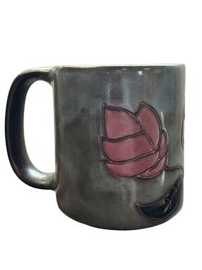 Mara Rose signed collectible stoneware 16oz mug EUC